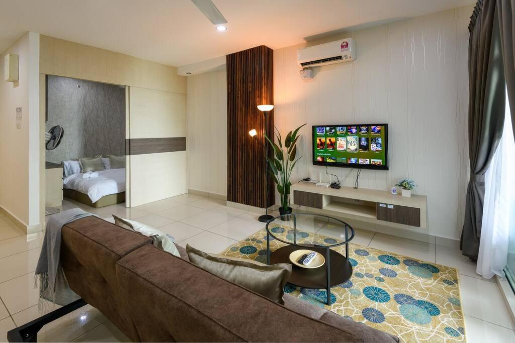 Appartamento 2R1B/Seaview Tropical /1~8Pax/Gurney Mansion One George Town Esterno foto